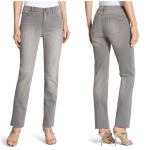 Chico's So Lifting Slim leg stingray jeans size 1.5 or 10